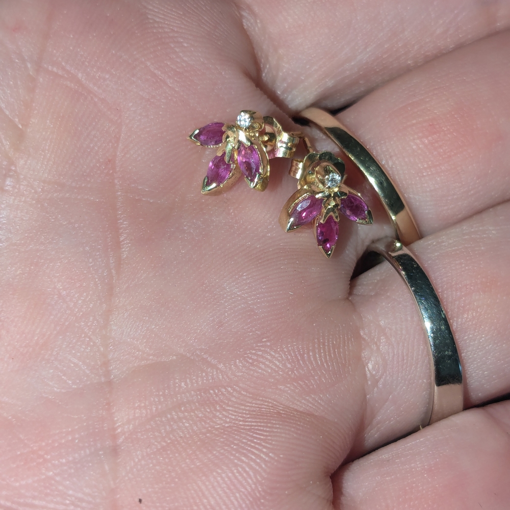 Elegant 14 K Solid Gold and Pink Sapphire Earrings